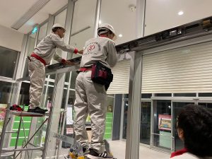 sửa chữa cửa tự động Nhật Bản